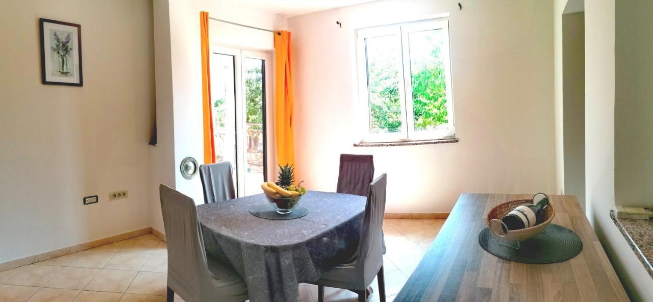 Апартаменты Cozy House With Pool Near Rovinj Канфанар Экстерьер фото