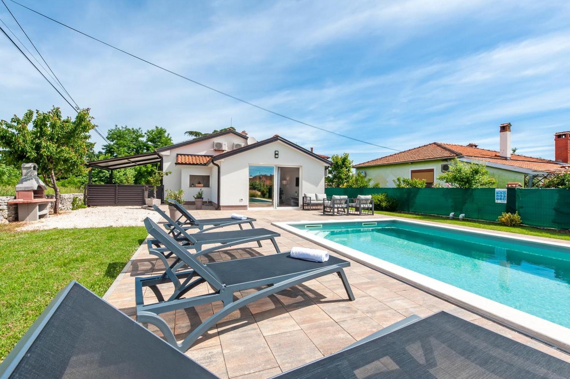 Апартаменты Cozy House With Pool Near Rovinj Канфанар Экстерьер фото